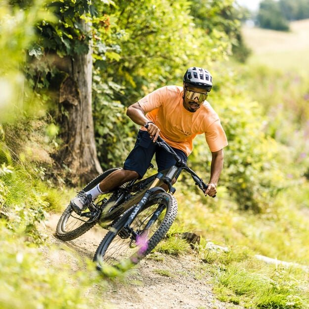 Neuron CF 7 E - Bikes - body - fitness