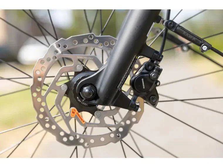 Trek District+ 3 Lowstep City E - Bike (Farbe Dnister Black) (Reichweite 140km) - body - fitness