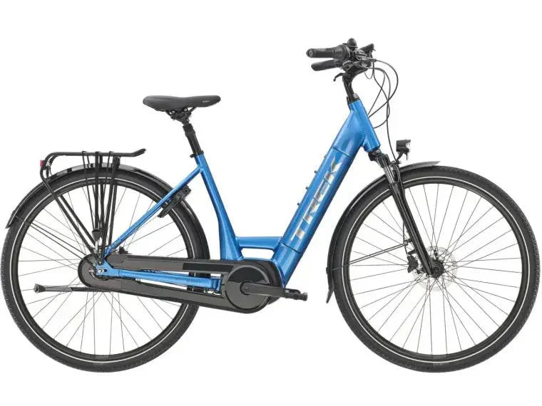 Trek District+ 6 City E - Bike (Farbe Alpine Blue) (Reichweite Bis 140km) ( - body - fitness
